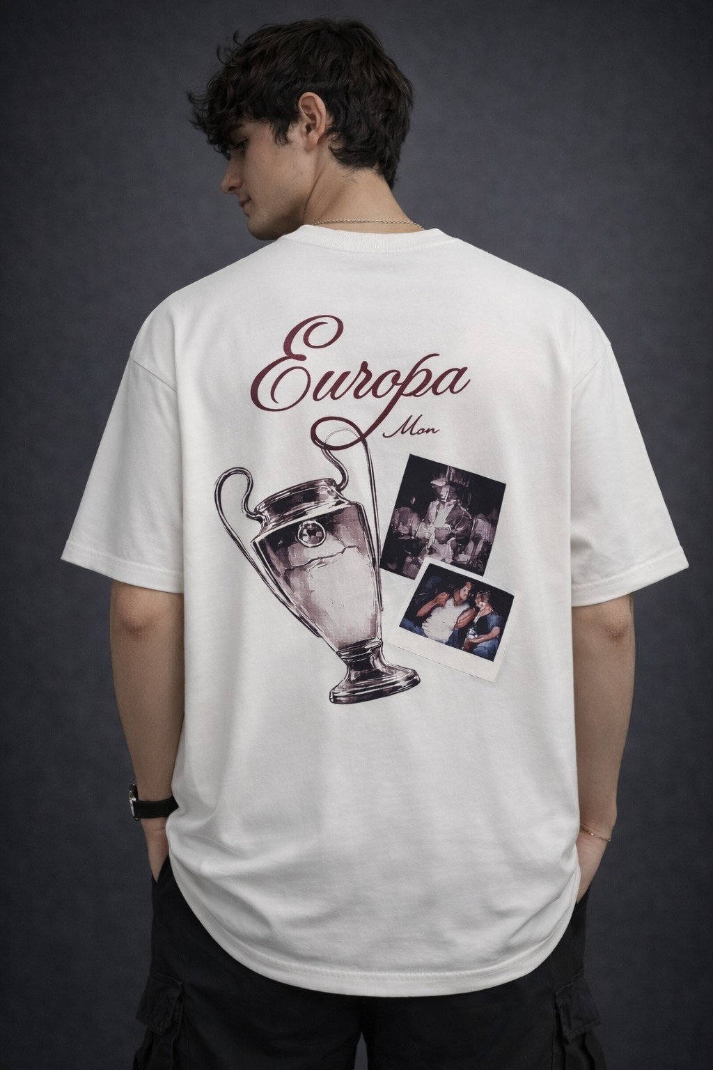 Men's Oversized Europa Trophy Graphic T-Shirt