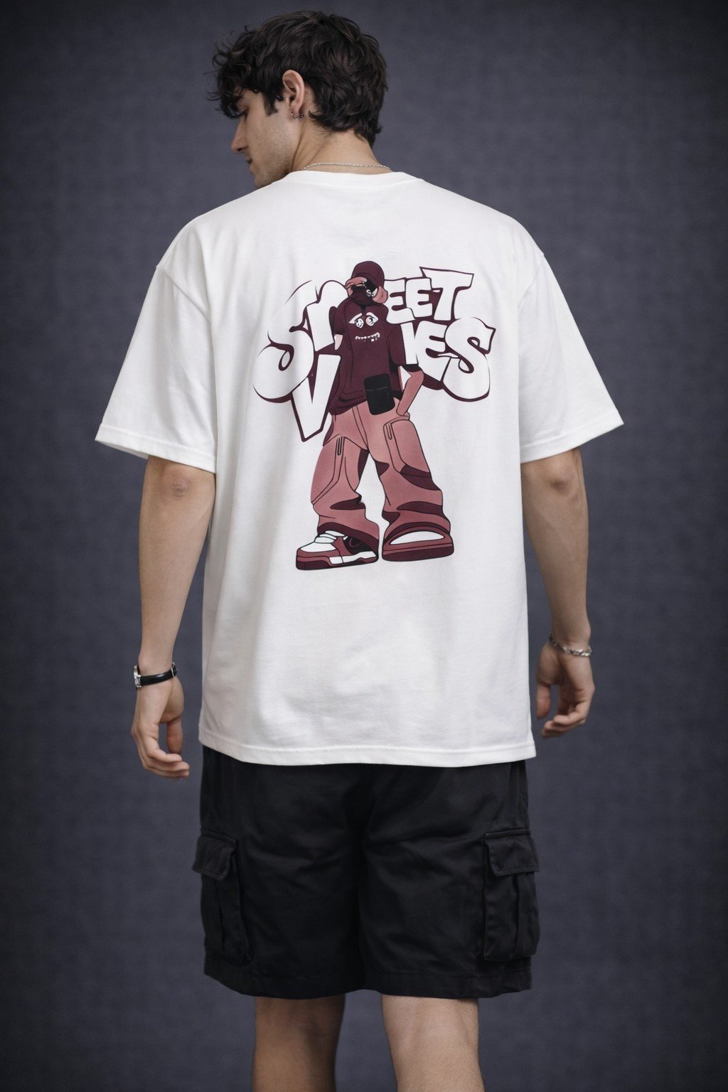 Men's Oversized White Street Vibes Graphic T-shirt